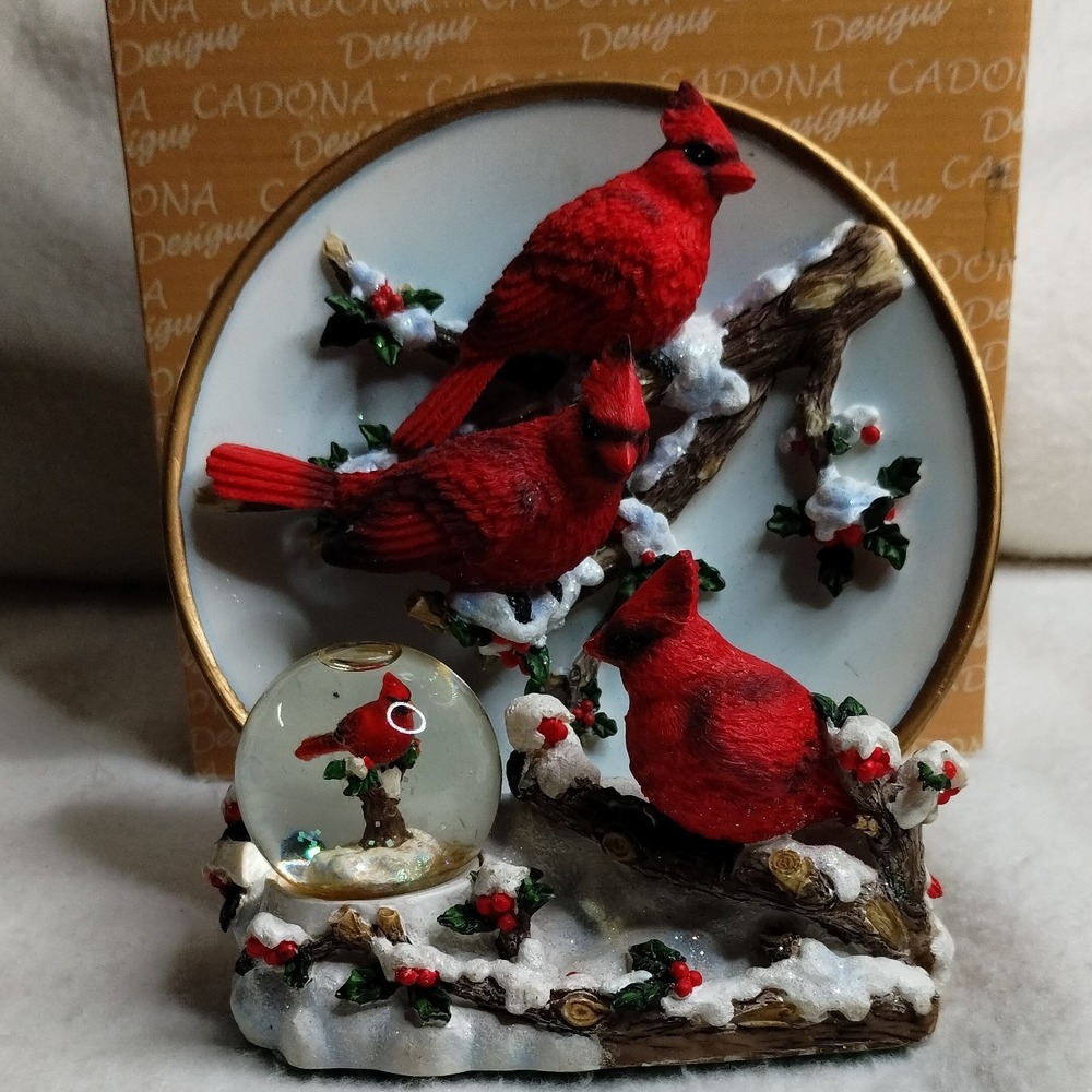 Cadona Designs 1999 Cardinal Figurine w/ Mini Snow Globe Winter Scene Decoration